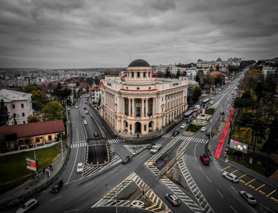 Propriete No.6 - Close To University, Hospital And Downtown Iasi Bagian luar foto